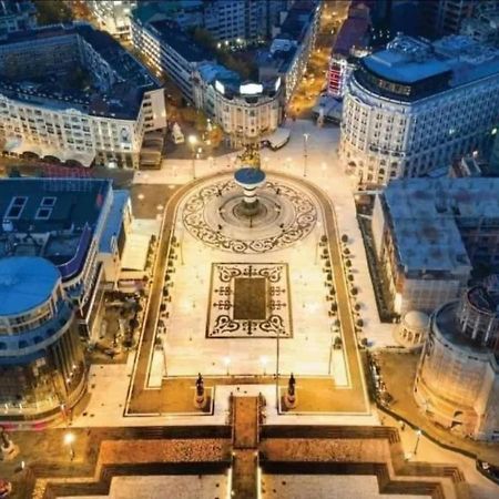 Central Square Apartment Скопье Экстерьер фото
